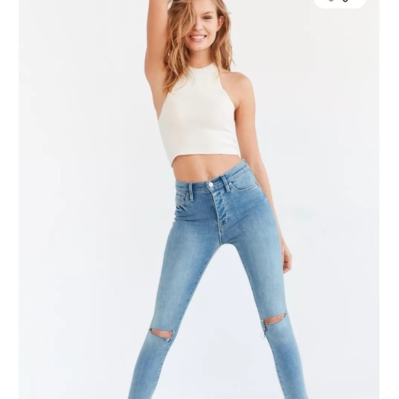 BDG Urban Outfitters Twig High Rise Skinny Distressed Frayed
Raw Hem Jean Sz 27 - Picture 2 of 9